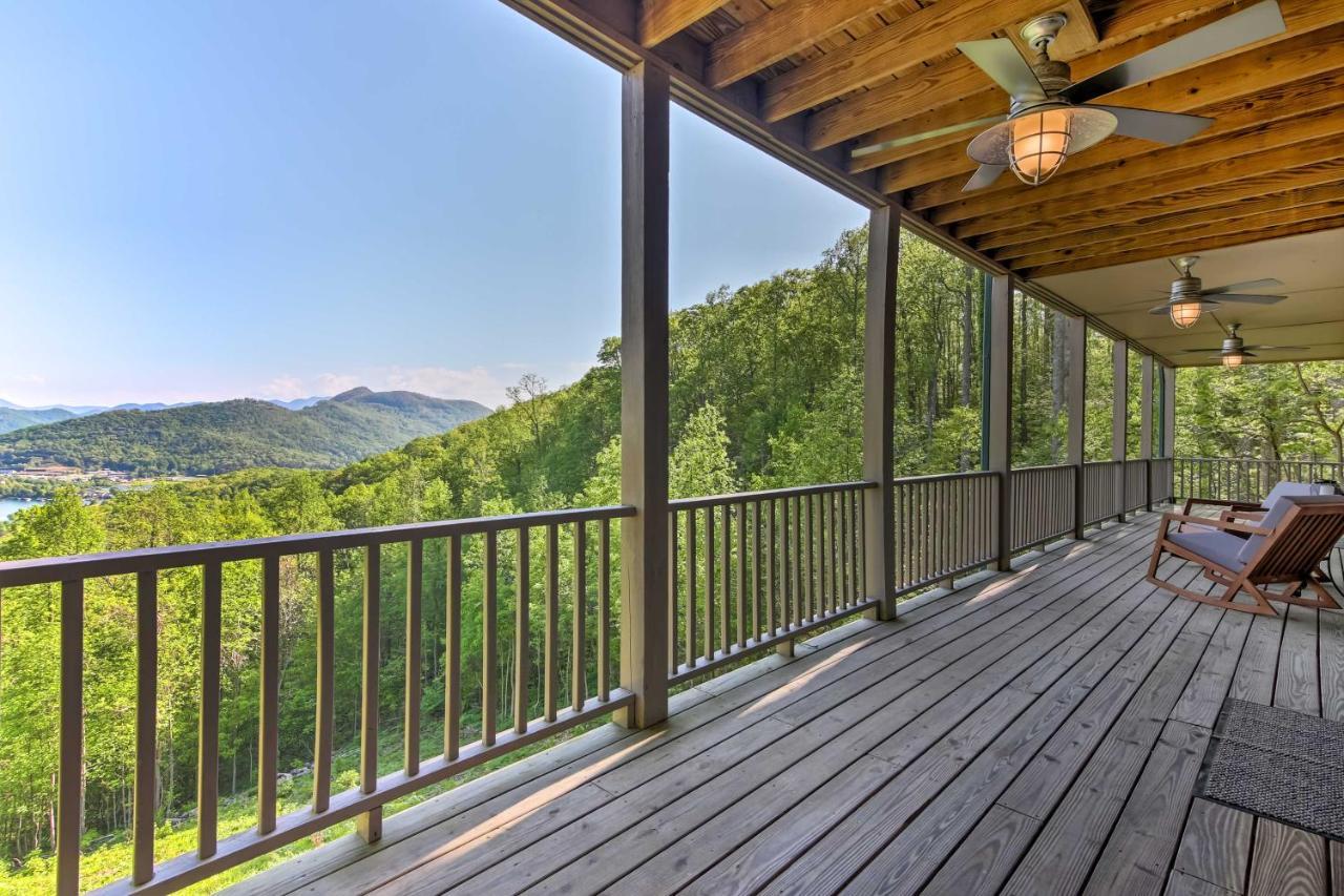 Vila Hiawassee Getaway With Deck, Mountain And Lake Views! Exteriér fotografie